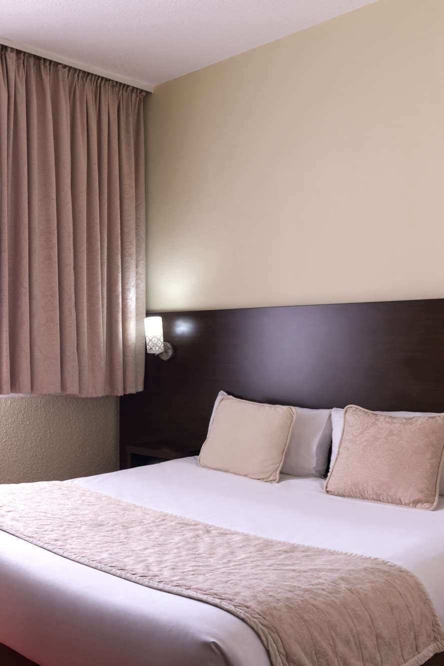 Hotel Hotel The Originals Paris Sud Orly-Draveil photo 1