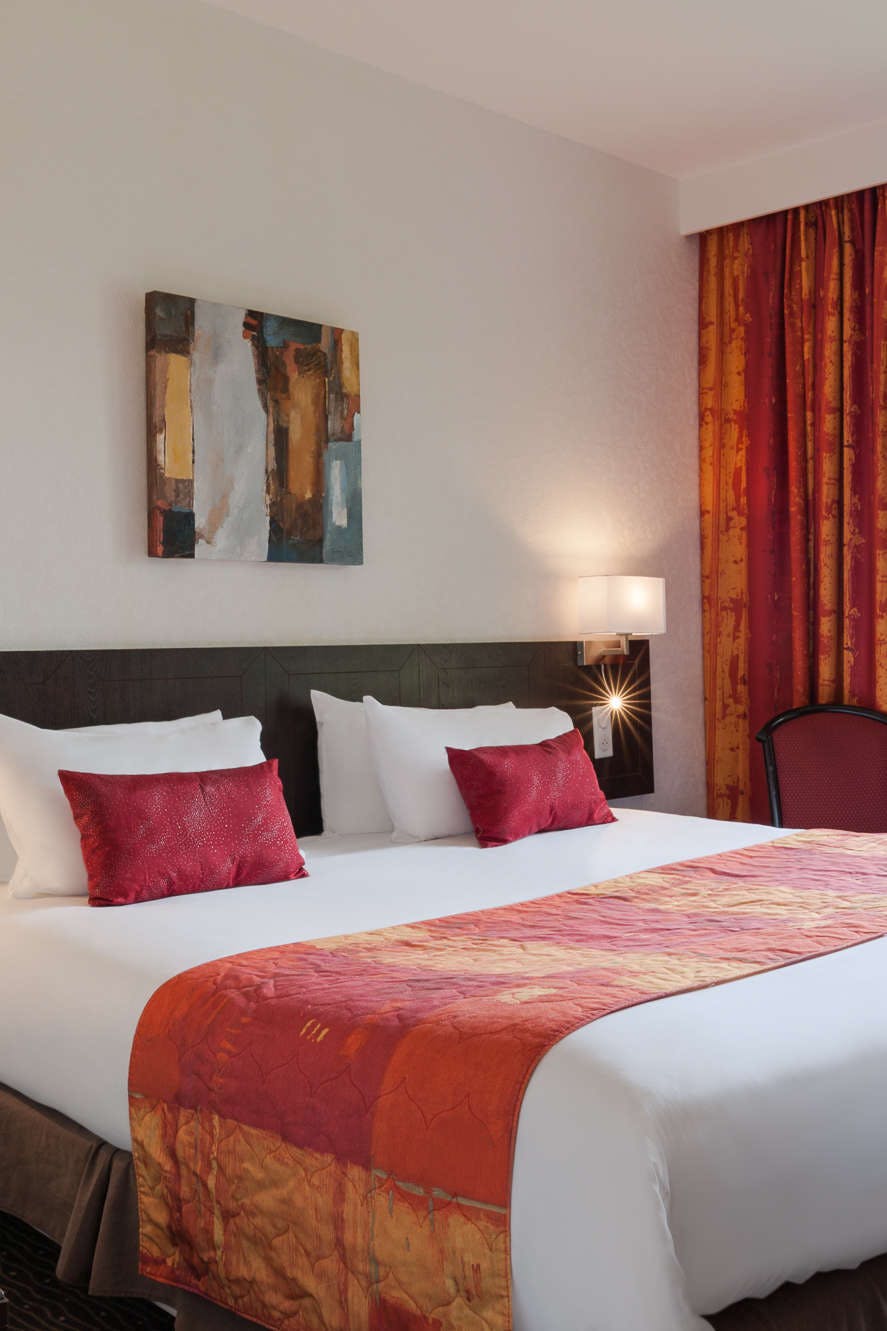 Hotel Hotel The Originals Rouen Nord La Berteliere photo 2