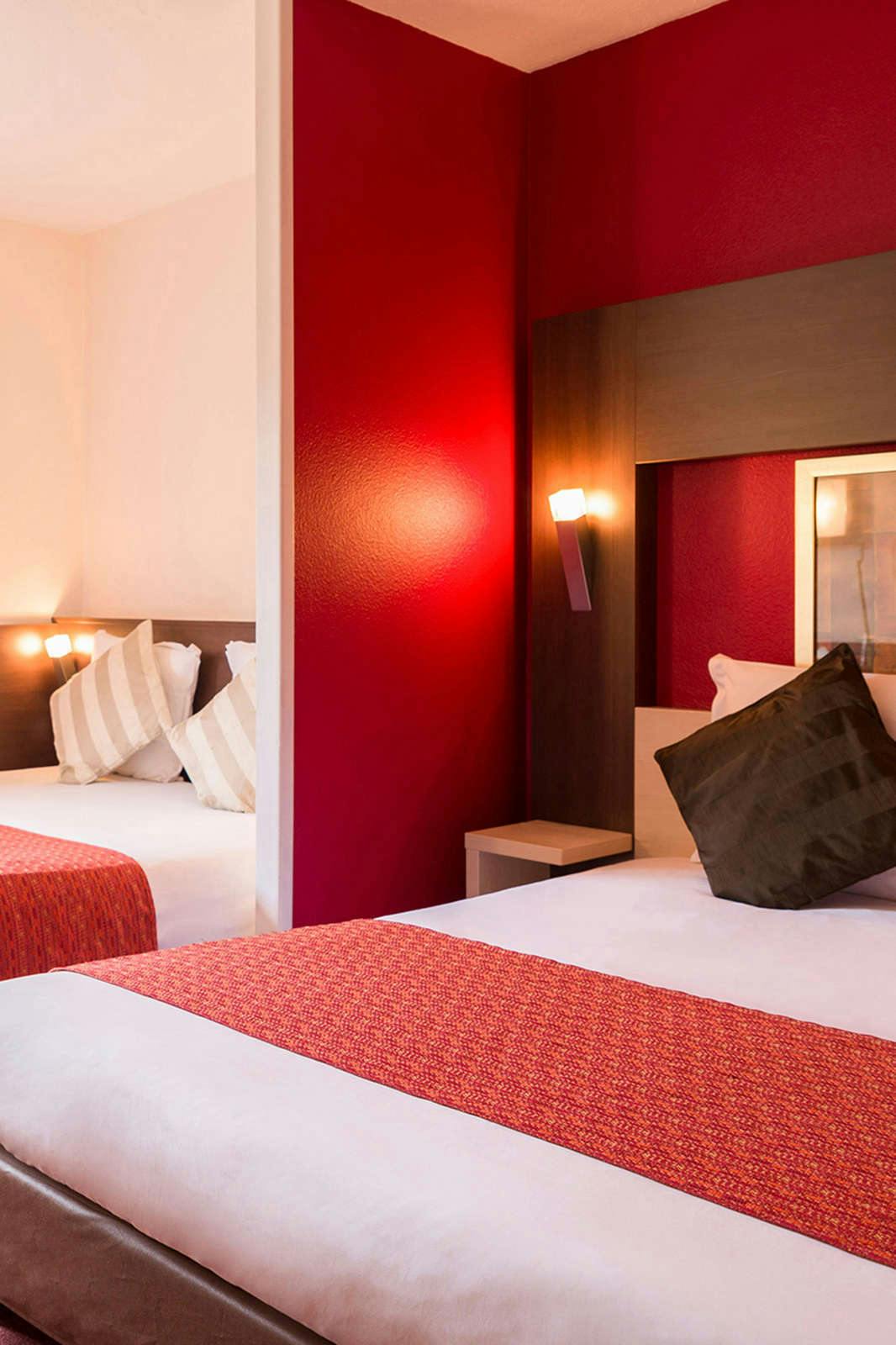 Hotel The Originals City, Hotel La Siesta, Annonay Est photo 2