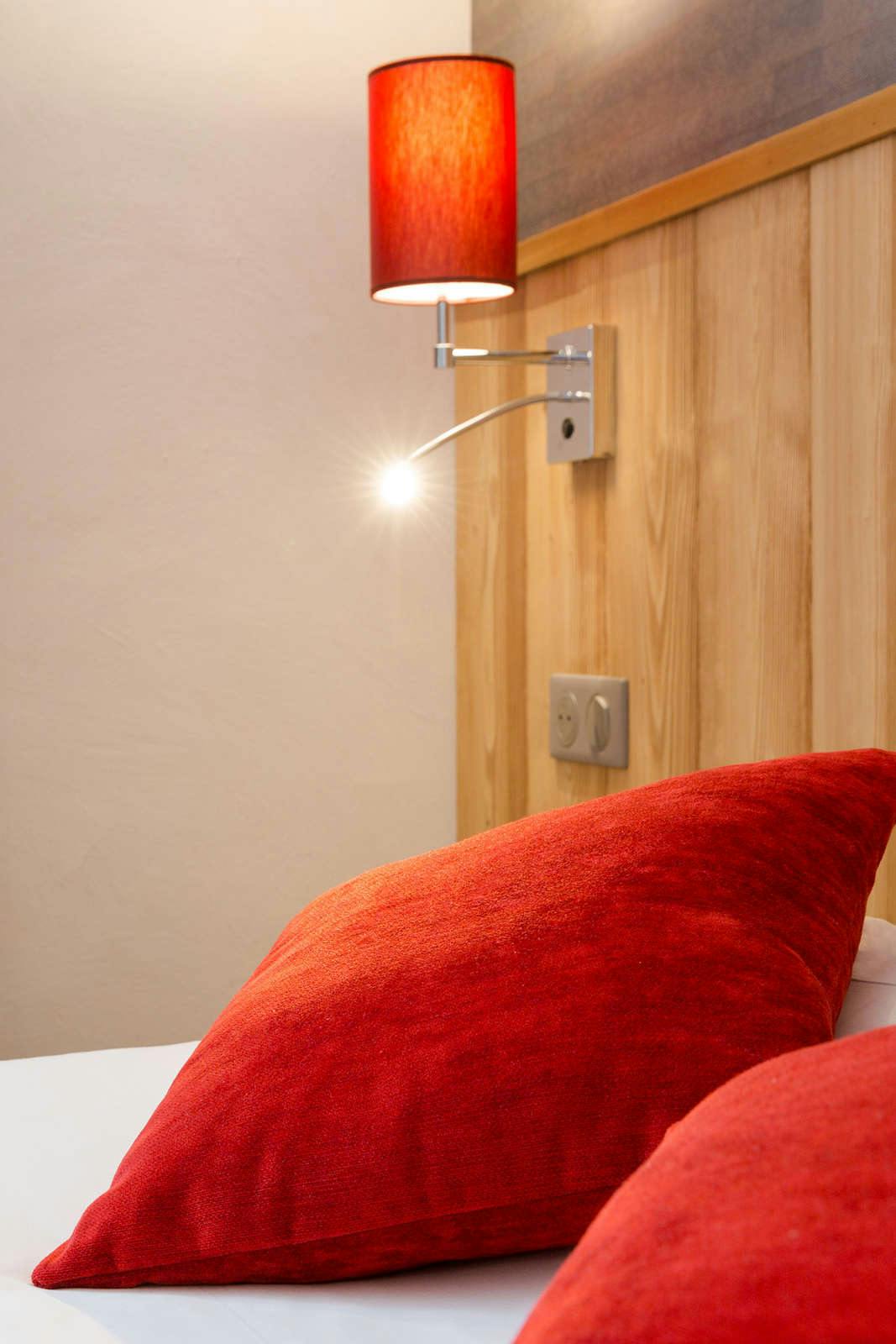 Hotel The Originals City, Hotel Rey du Mont Sion, Saint-Julien-en-Genevois Sud photo 2