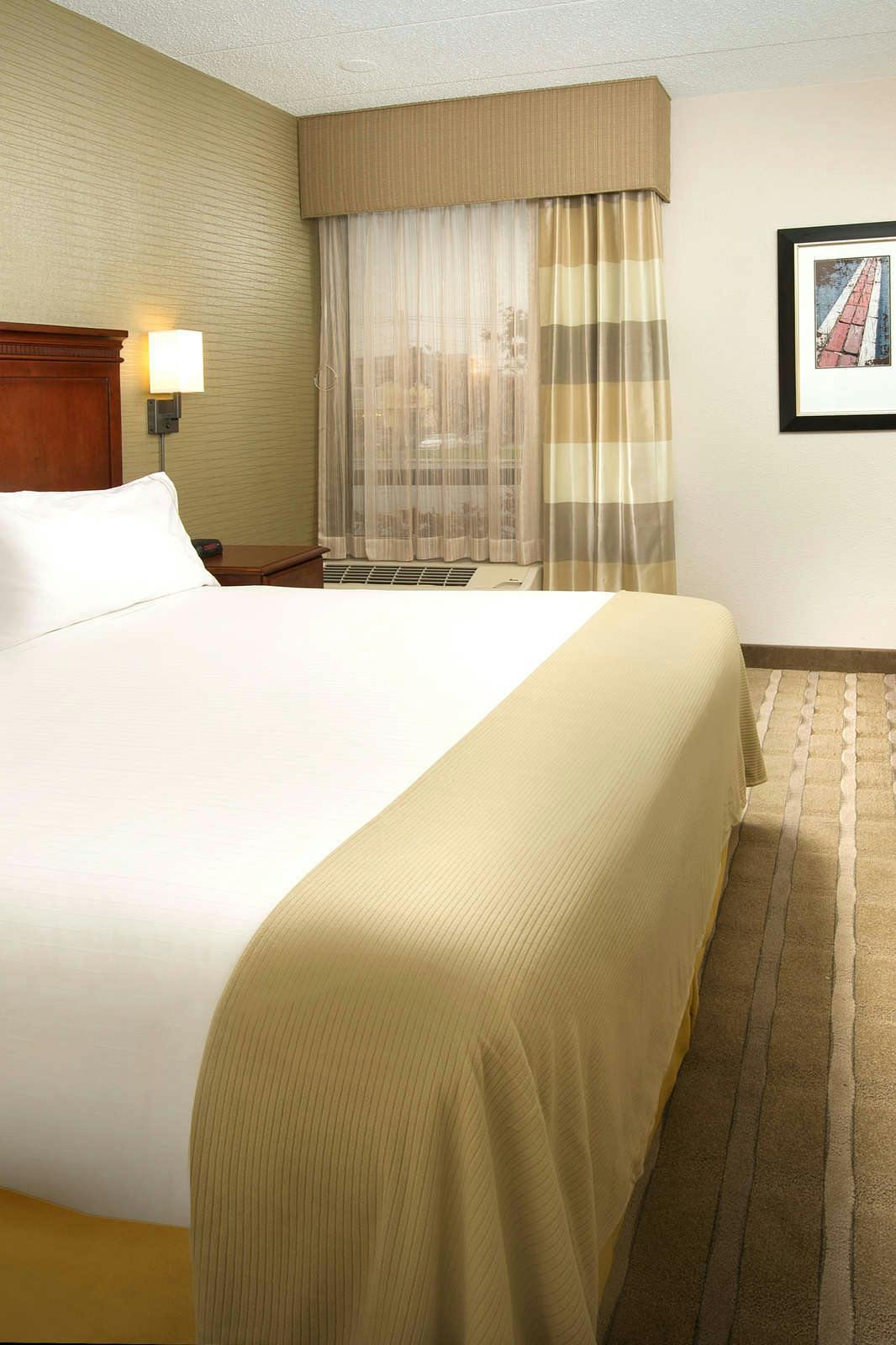 Hotel Holiday Inn Express Boston North Woburn photo 5