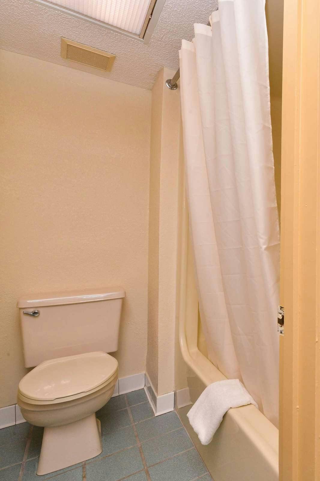 Hotel Americas Best Value Inn Bishopville photo 5