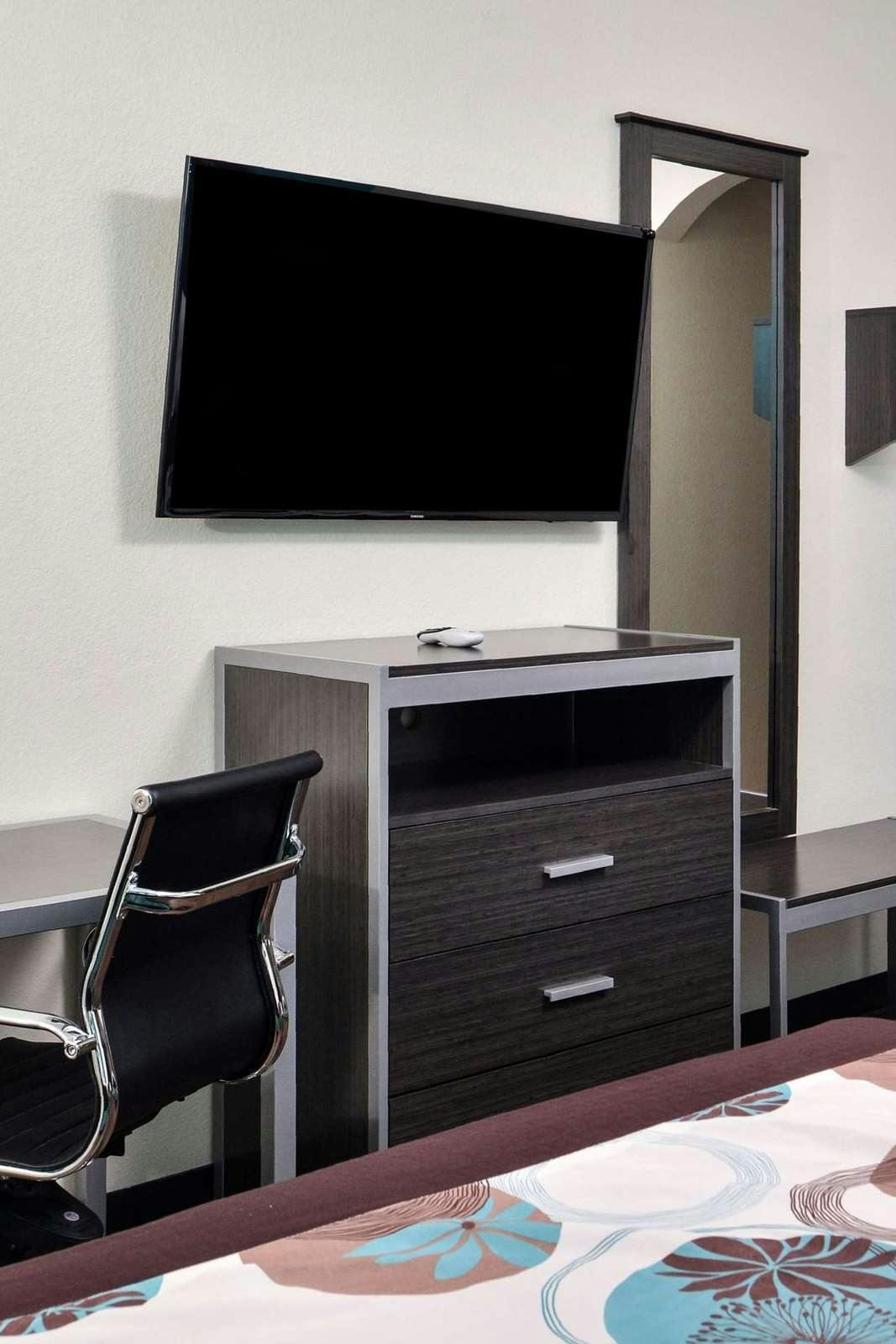 Hotel Americas Best Value Inn & Suites Spring Houston N photo 5