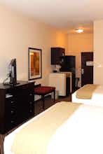 Hotel Holiday Inn Express & Suites Washington Meadow Lands photo 3