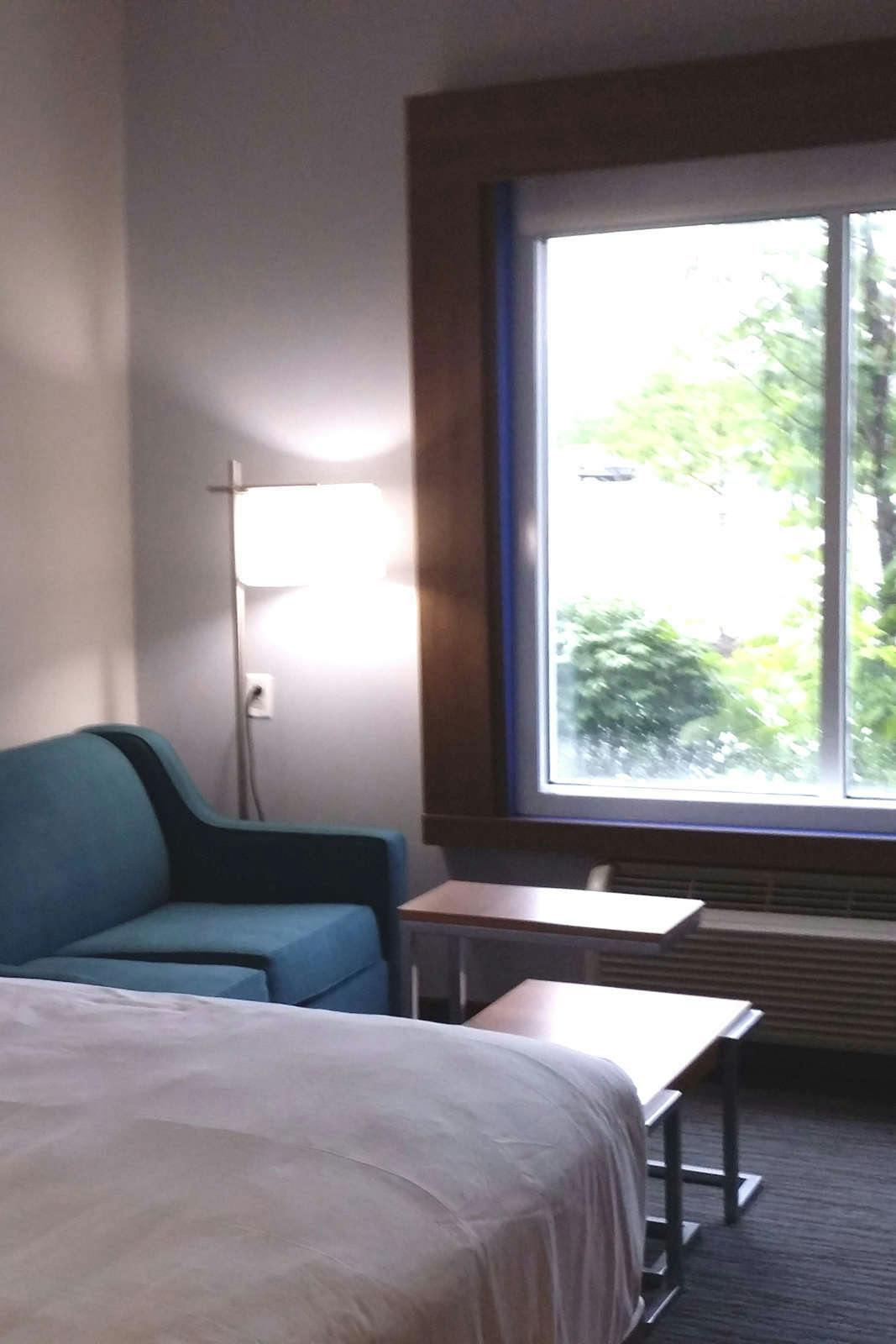 Hotel Holiday Inn Express & Suites Lexington East Winchester Rd photo 2