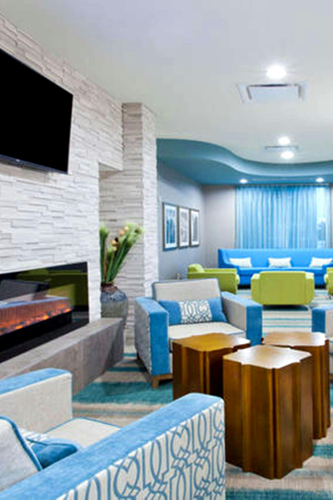 Hotel Holiday Inn Express & Suites Warner Robins North West photo 2