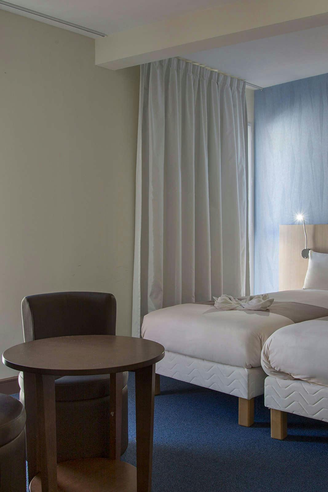 Hotel Hotel The Originals Cholet Welcome photo 4