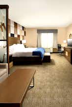 Hotel Holiday Inn Express & Suites Waco South photo 2