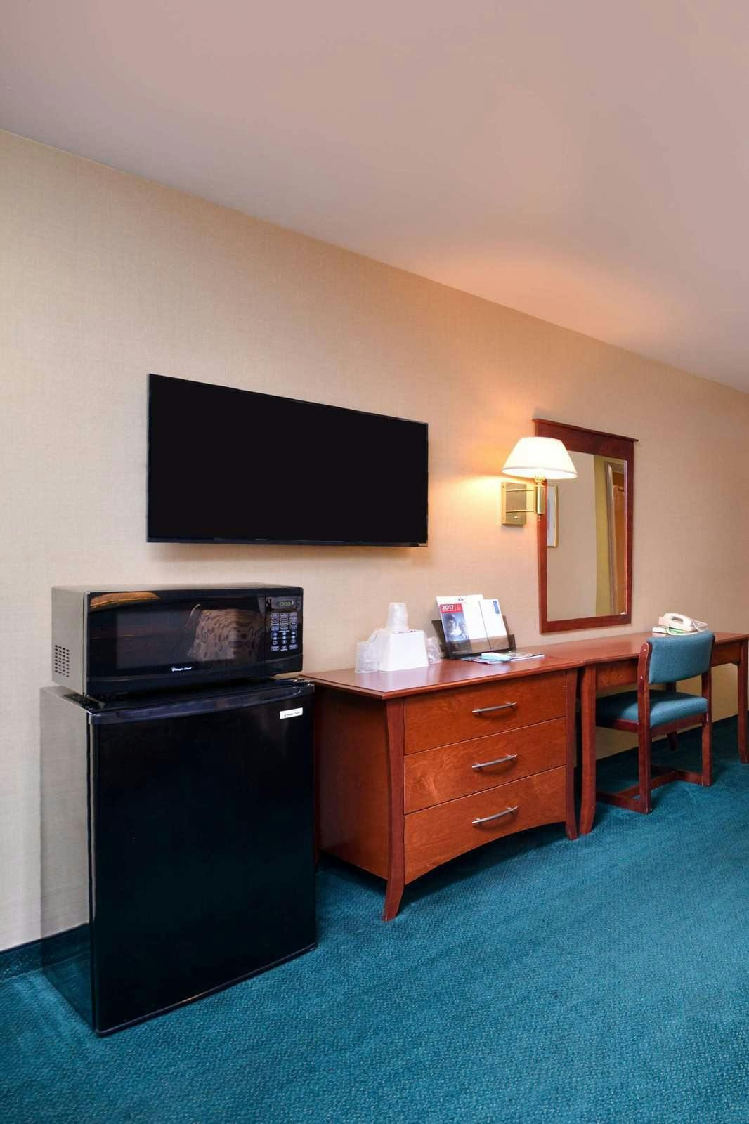 Hotel Americas Best Value Inn Phoenix Ashland photo 3
