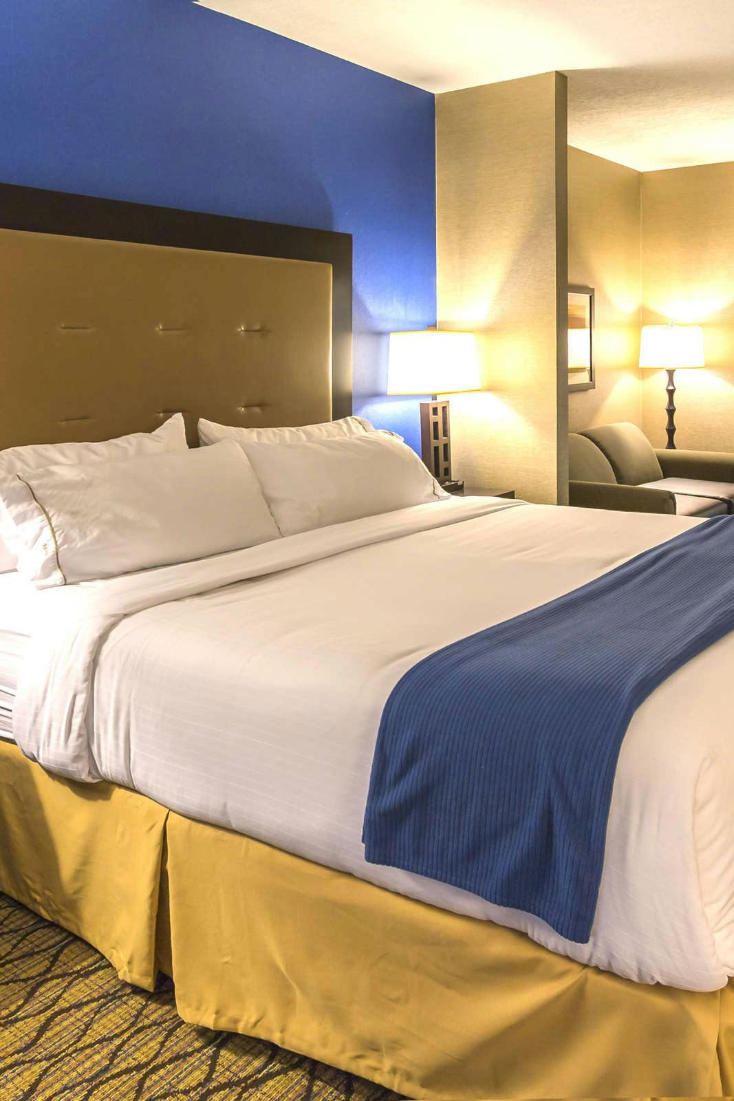 Hotel Holiday Inn Express & Suites Thunder Bay photo 3