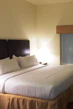 Hotel Holiday Inn Express Defuniak Springs photo 1