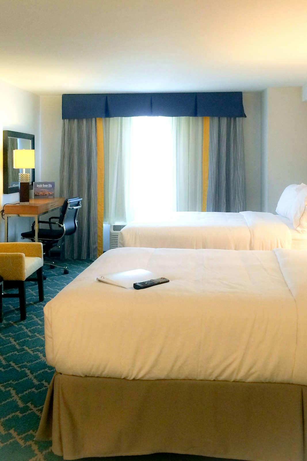 Hotel Holiday Inn Express & Suites West Ocean City photo 2