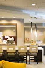 Hotel Holiday Inn Express & Suites Madison Central photo 1