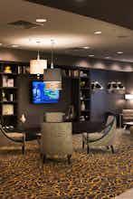 Hotel Holiday Inn Express & Suites Madison Central photo 4