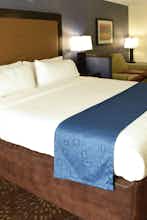 Hotel Holiday Inn Express & Suites Fort Dodge photo 4