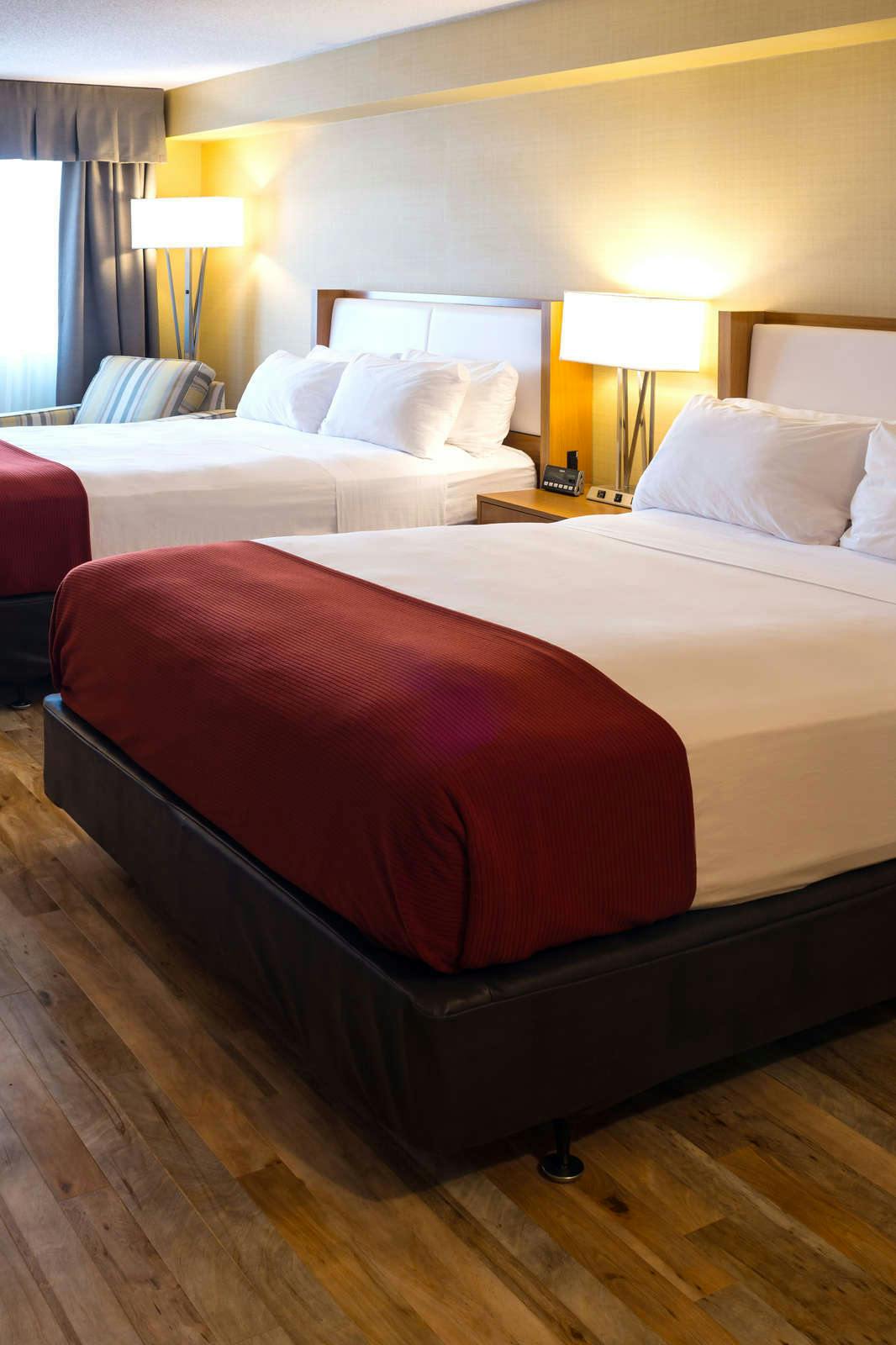 Hotel Holiday Inn Express & Suites Fredericton photo 2