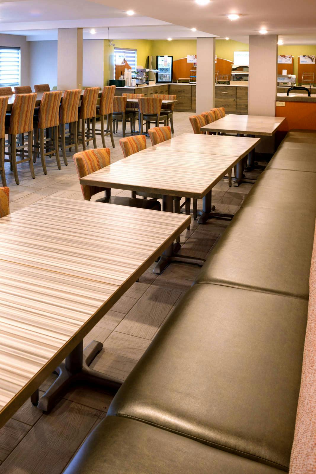 Hotel Holiday Inn Express & Suites Fredericton photo 5