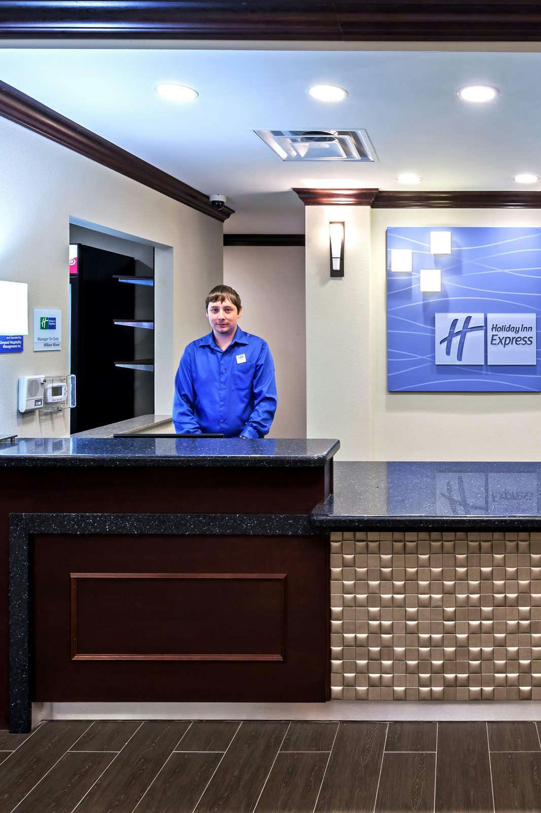 Hotel Holiday Inn Express & Suites Glenpool Tulsa South photo 1