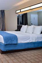Hotel Canadas Best Value Inn St. Catharines photo 2