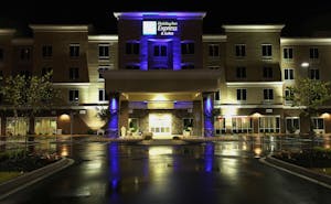 Holiday Inn Express & Suites Goldsboro Base Area