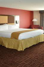 Hotel Holiday Inn Express & Suites Greensburg photo 2