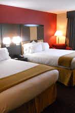 Hotel Holiday Inn Express & Suites Greensburg photo 4