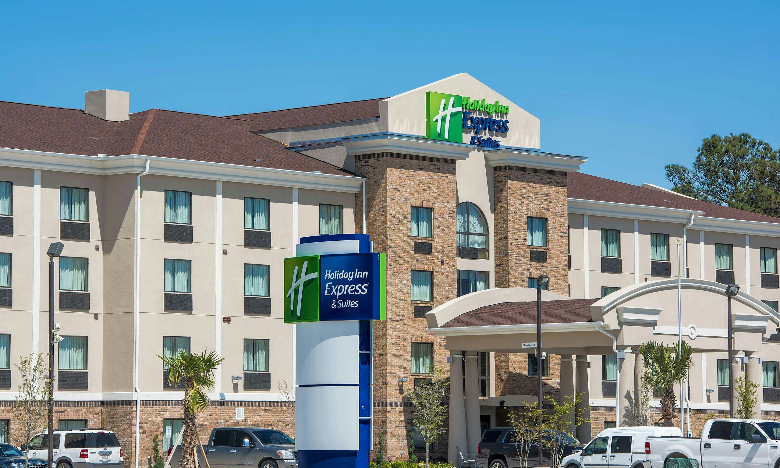 Holiday Inn Express & Suites Houston Intercontinental Arpt