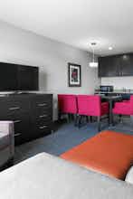 Hotel Holiday Inn Express Moline Quad Cities photo 5