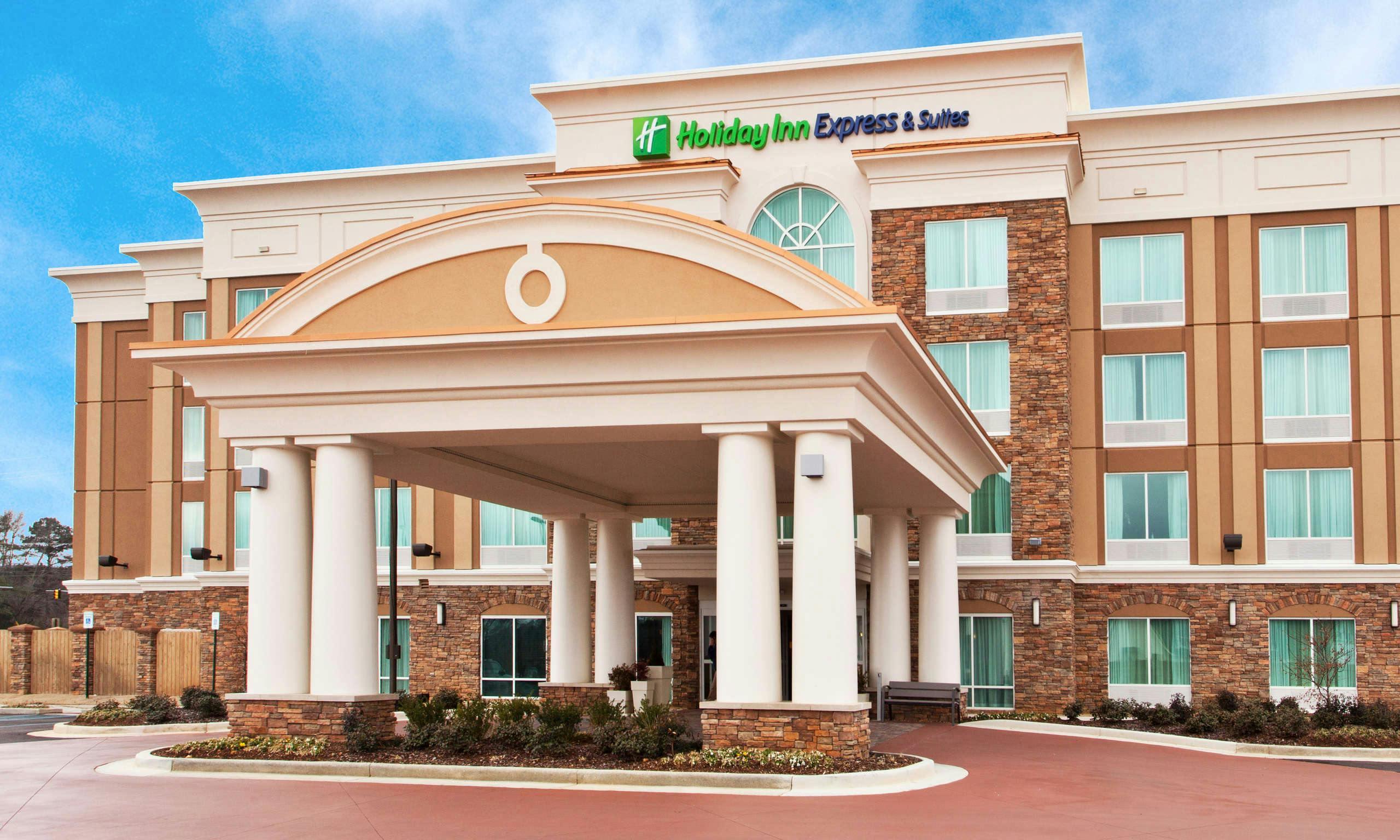 Holiday Inn Express & Suites Huntsville West Research Pk