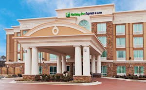 Holiday Inn Express & Suites Huntsville West Research Pk