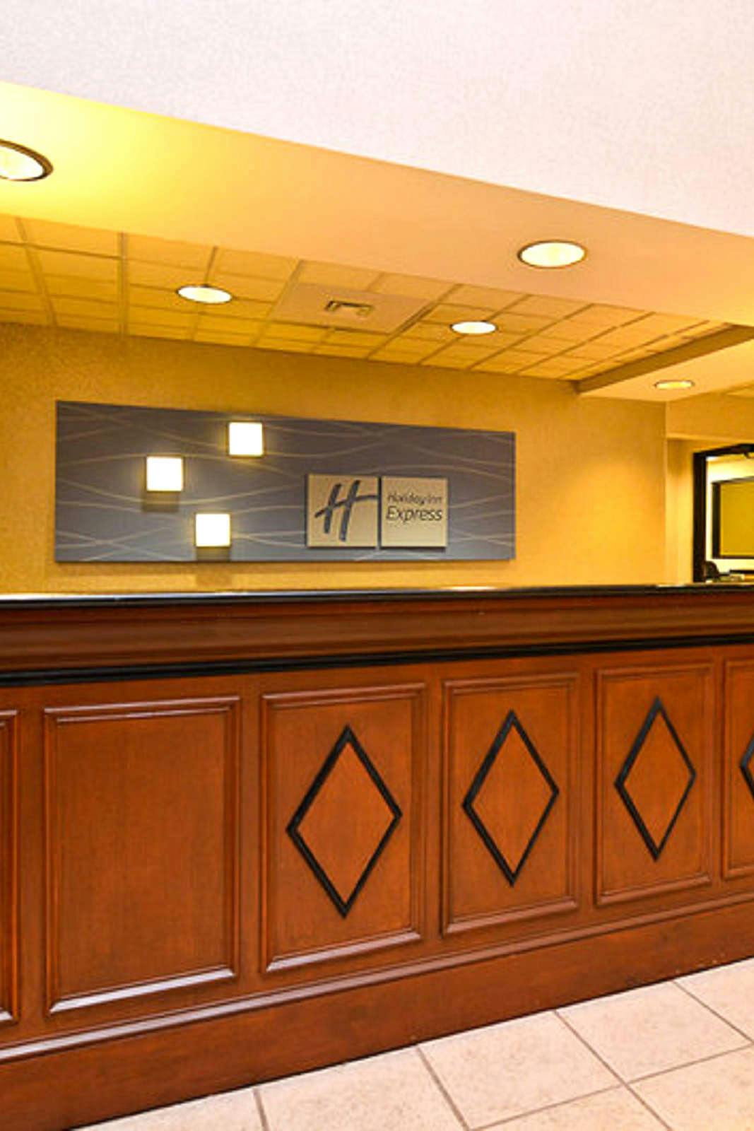 Hotel Holiday Inn Express & Suites Lebanon photo 1