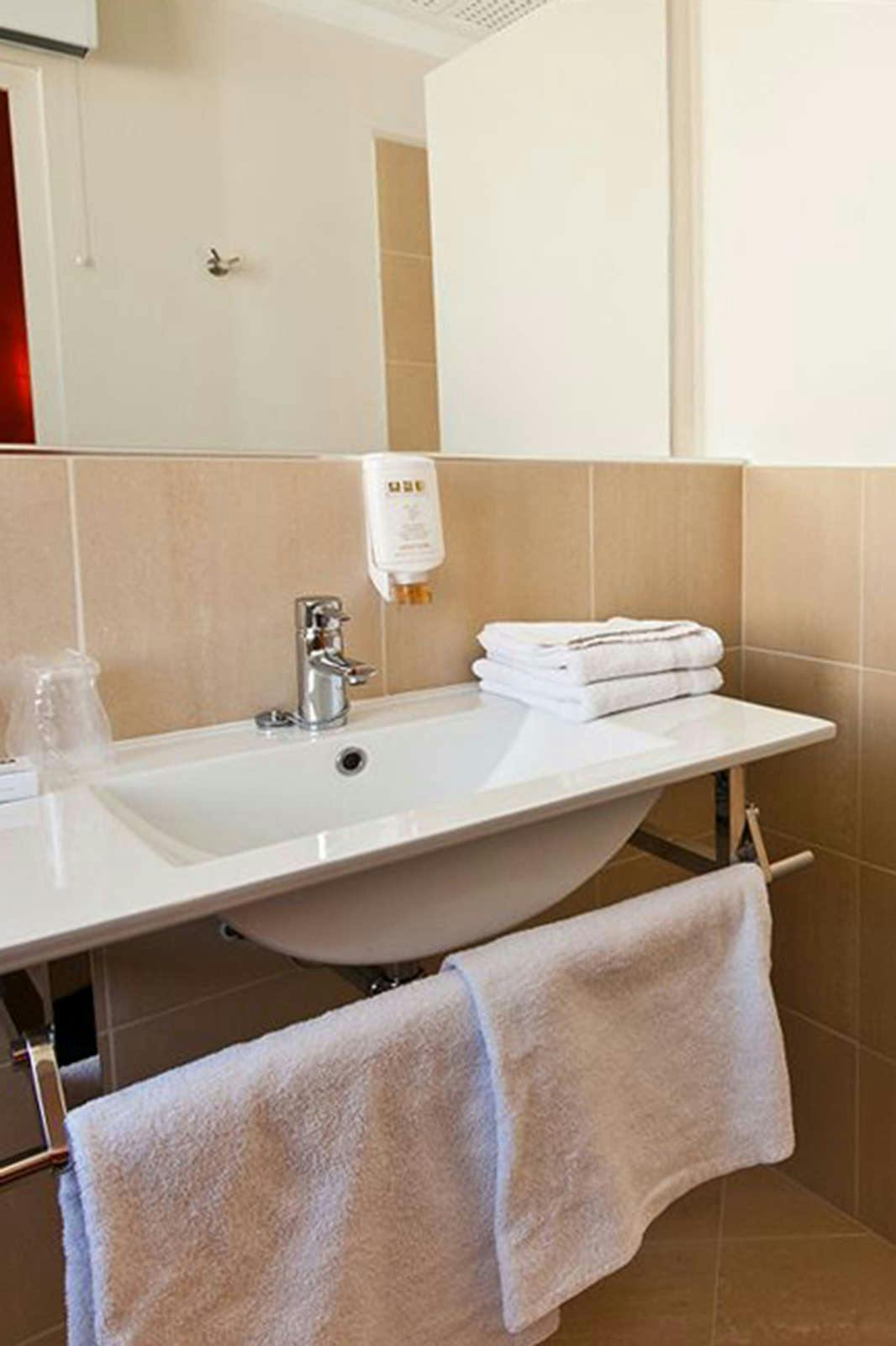 Hotel Le Clocher De Rodez photo 3