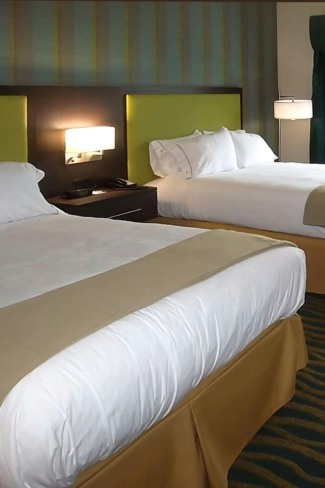 Hotel Holiday Inn Express & Suites Southport Oak Island Area photo 5