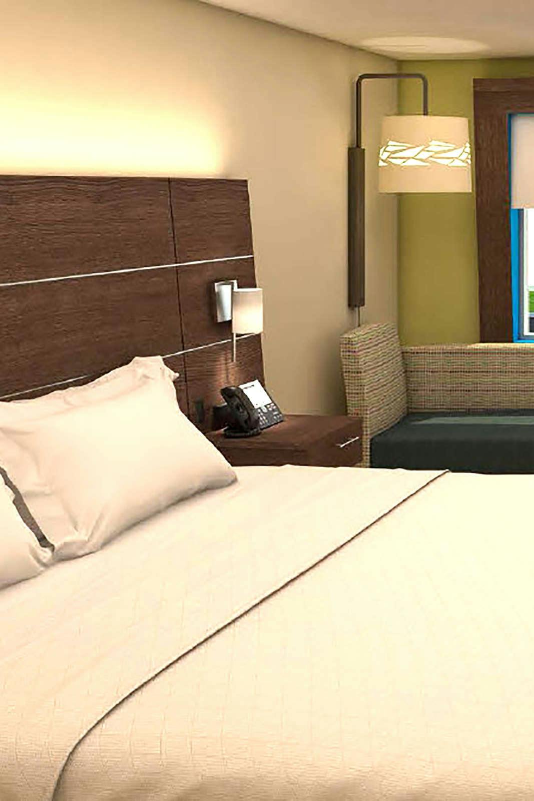 Hotel Holiday Inn Express & Suites Spencer photo 1