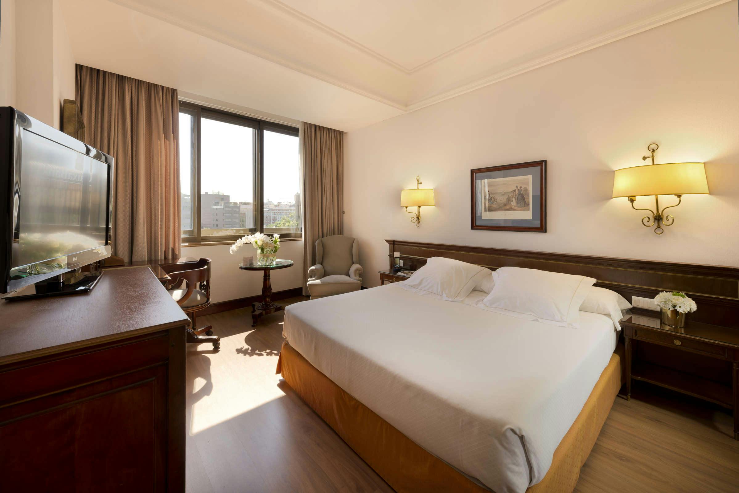 Hotel Hotel Miguel Angel photo 2