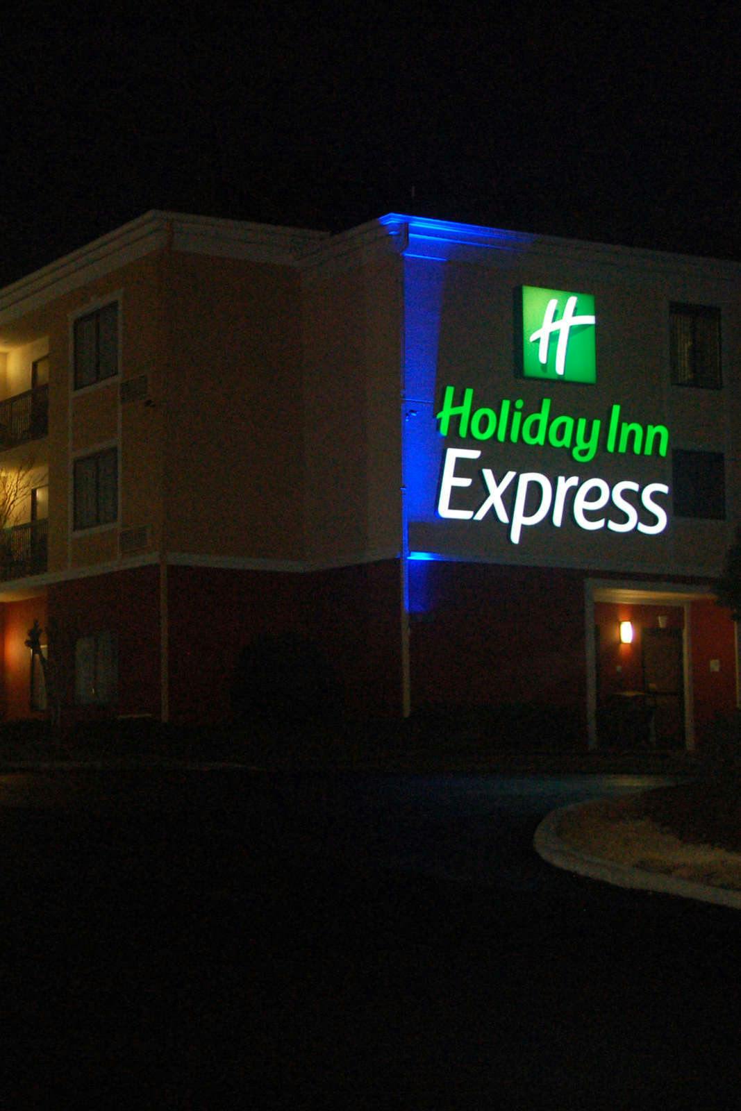 Hotel Holiday Inn Express Tifton photo 5