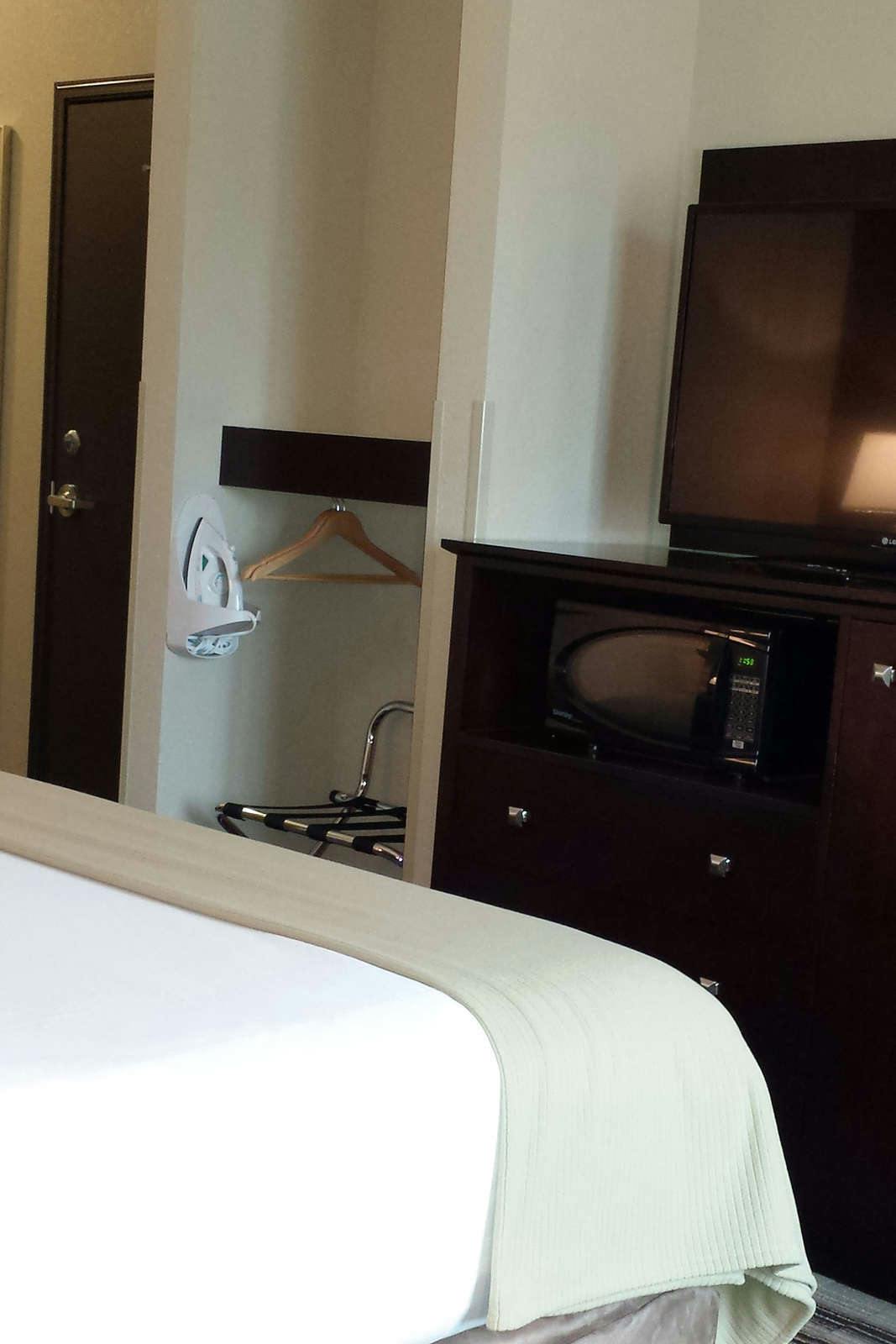 Hotel Holiday Inn Express & Suites Nevada photo 2