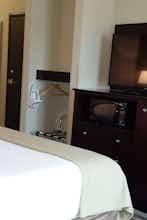 Hotel Holiday Inn Express & Suites Nevada photo 2