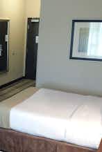 Hotel Holiday Inn Express & Suites Nevada photo 1