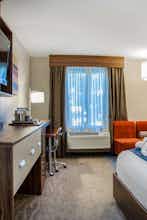 Hotel Holiday Inn Express Redwood City Central photo 2