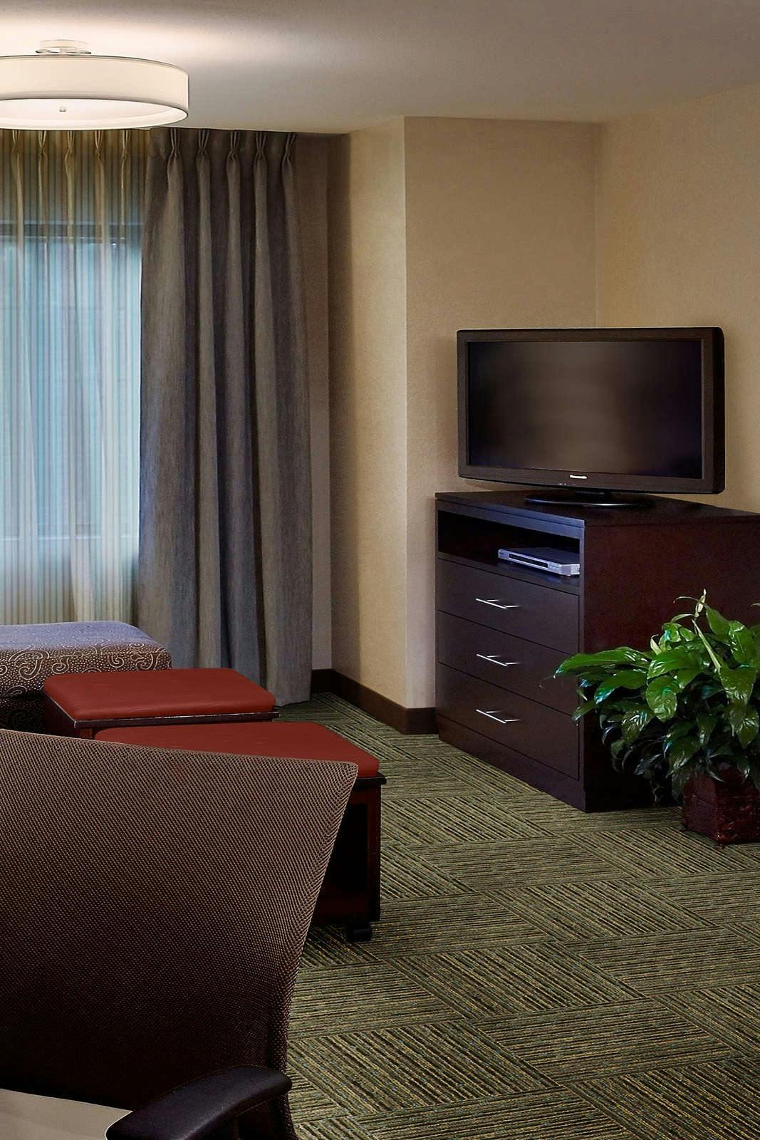 Hotel Staybridge Suites Lexington photo 3