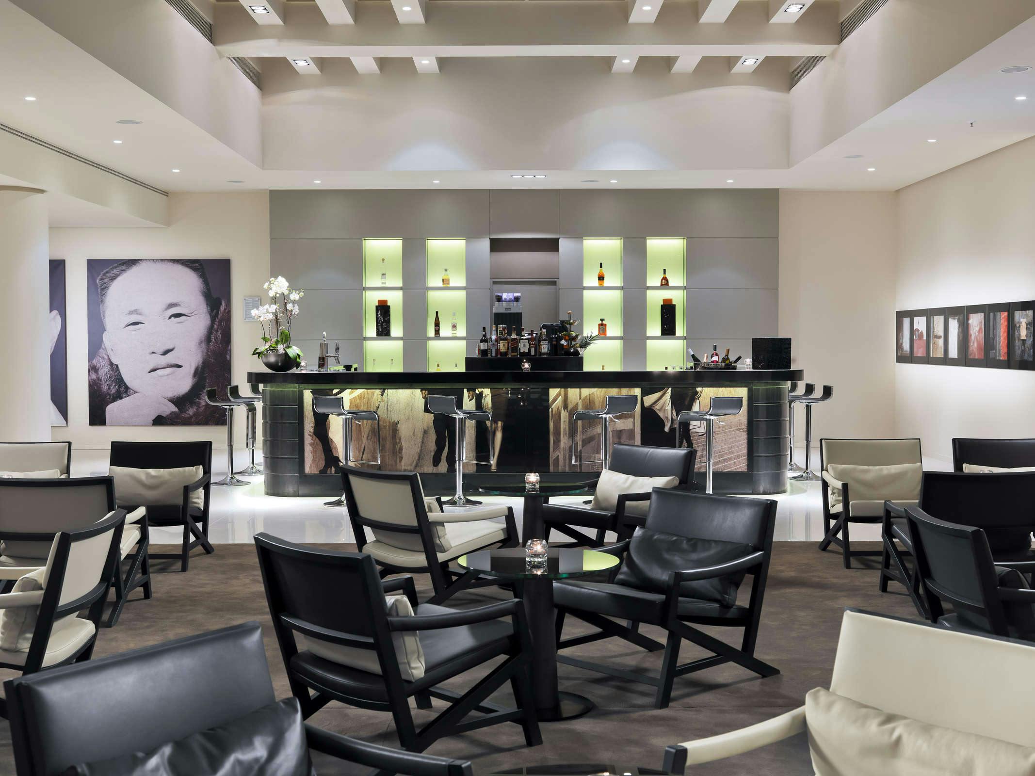 Hotel H10 Berlin Ku'damm photo 2