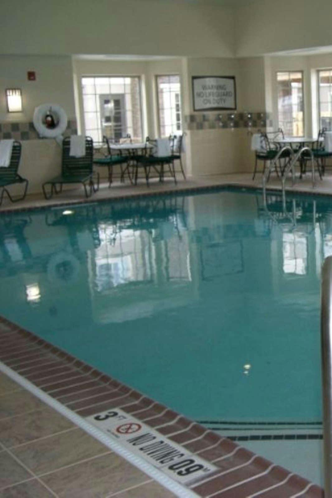 Hotel Staybridge Suites Merrillville photo 1