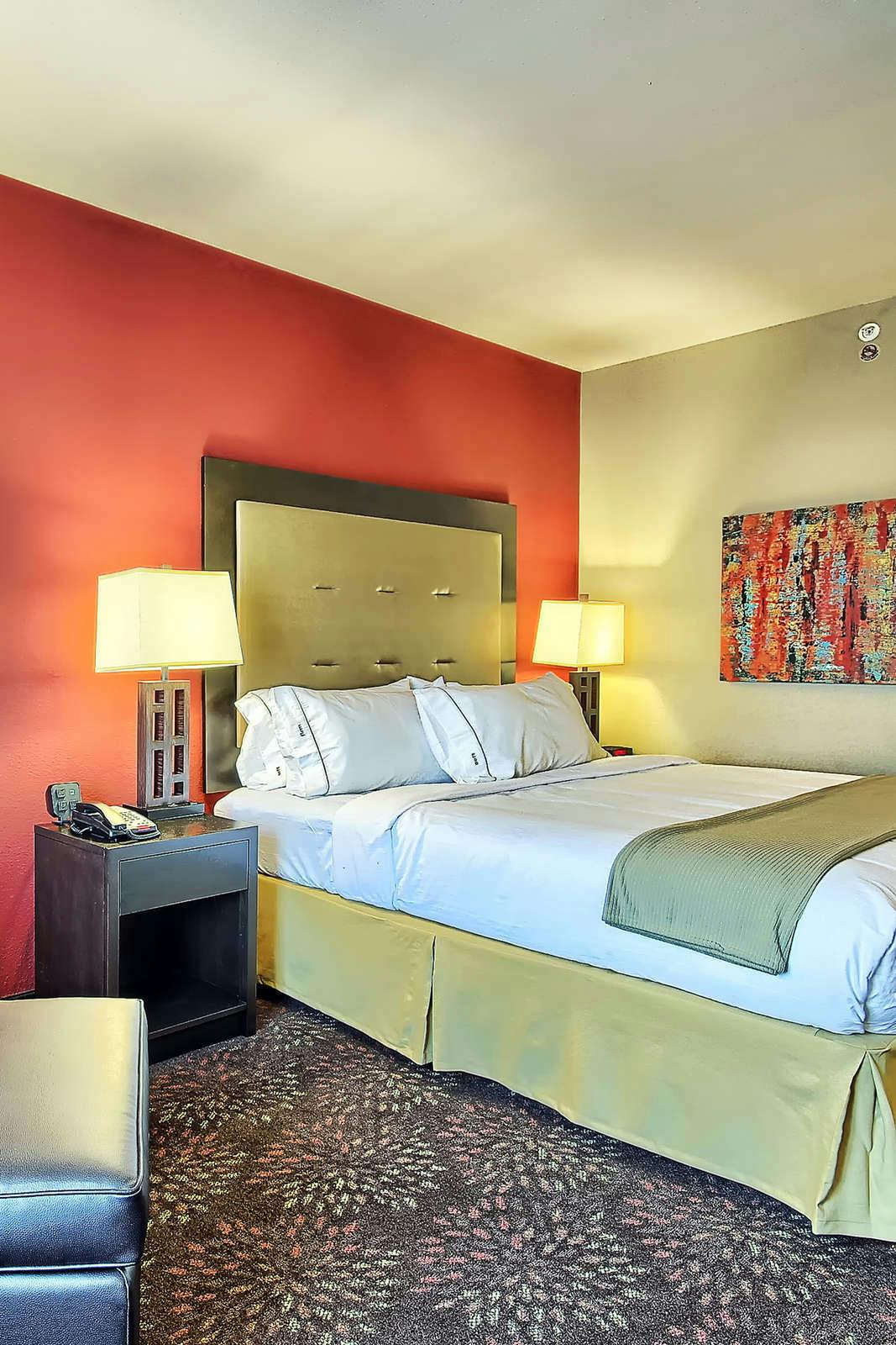 Hotel Holiday Inn Express & Suites New Martinsville photo 3