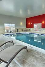 Hotel Holiday Inn Express & Suites New Martinsville photo 5
