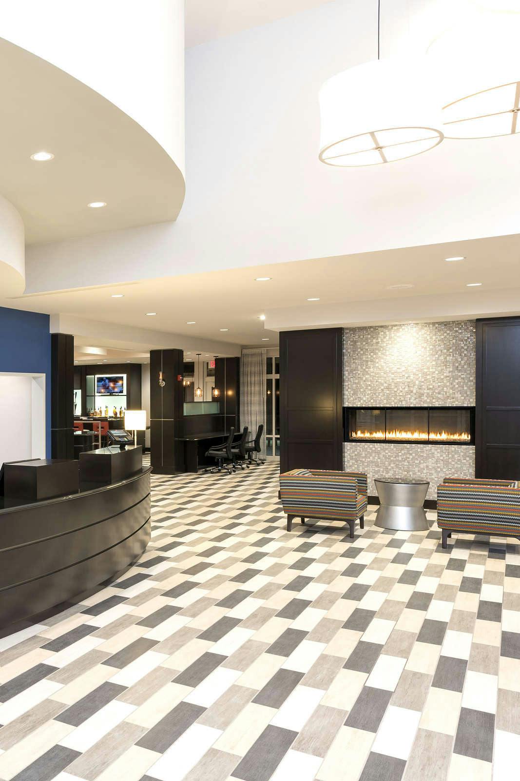 Hotel Holiday Inn Indianapolis Airport photo 2