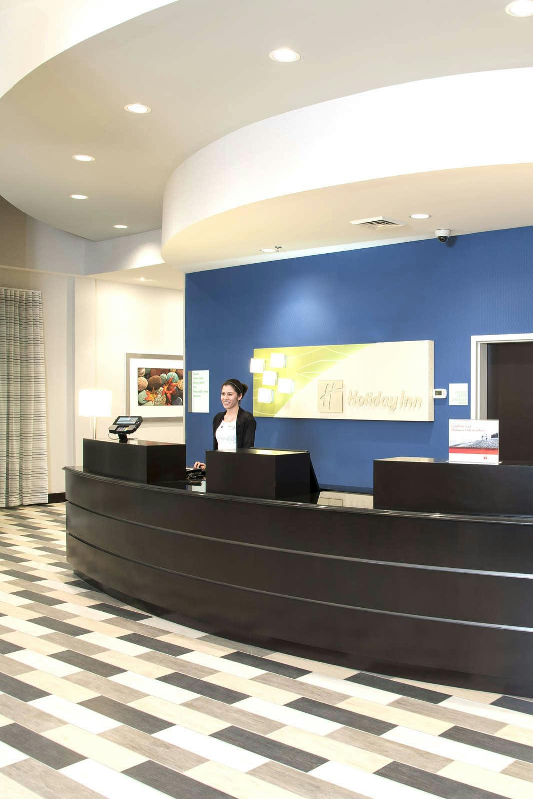 Hotel Holiday Inn Indianapolis Airport photo 1