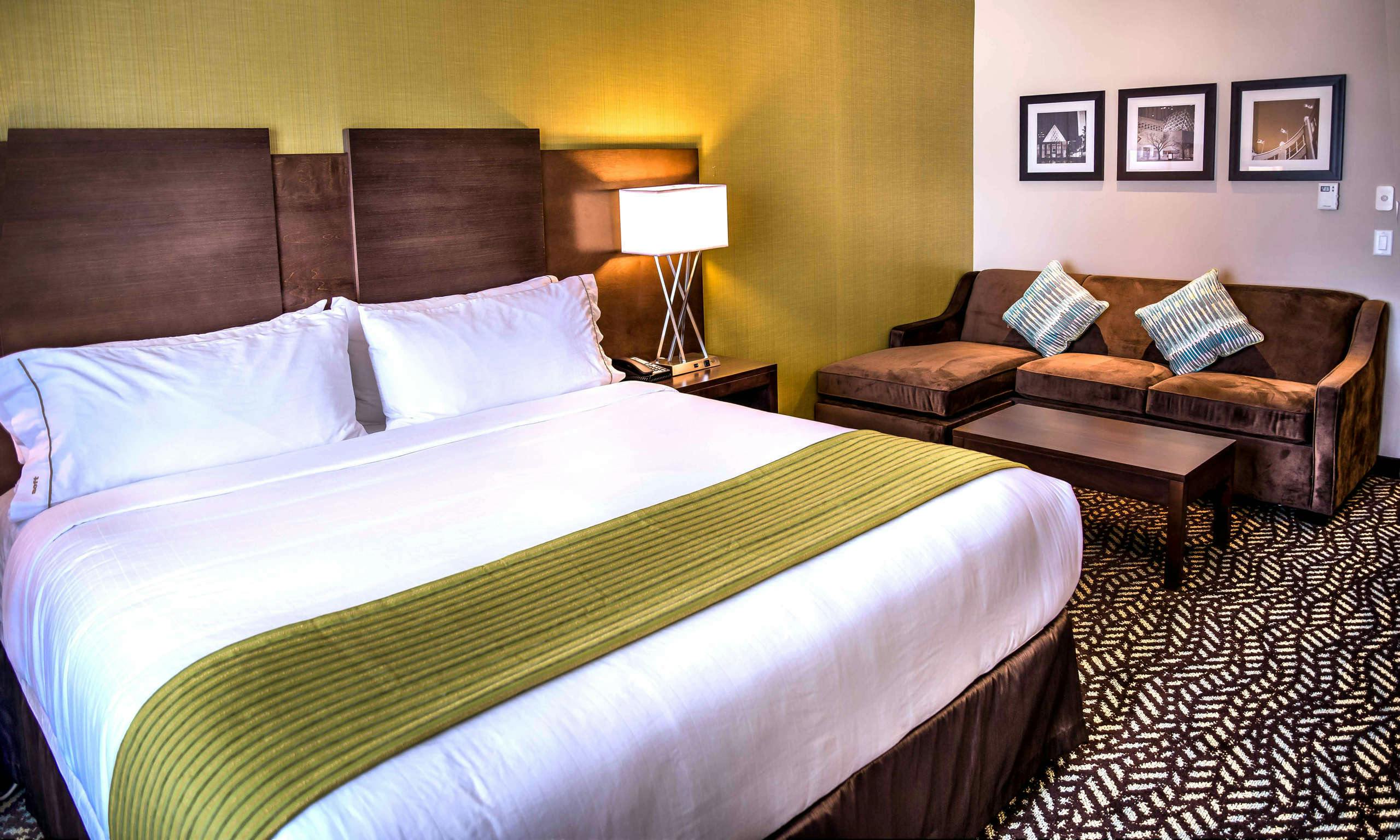Holiday Inn Express & Suites Spruce Grove