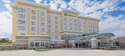 Holiday Inn Hotel & Suites Davenport