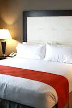 Hotel Holiday Inn Hotel & Suites Davenport photo 2